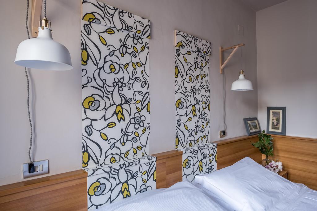 Hotel Colomba Florens Exteriör bild